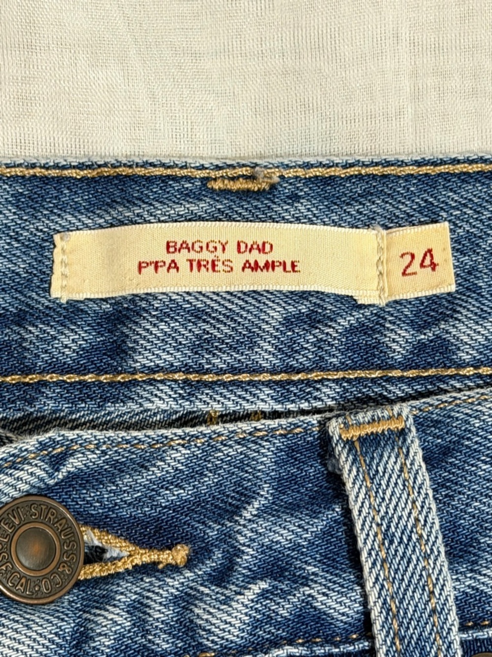 Levi’s Baggy Dad (Size 24) - Picture 3 of 8